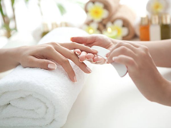 Manicure & Pedicure