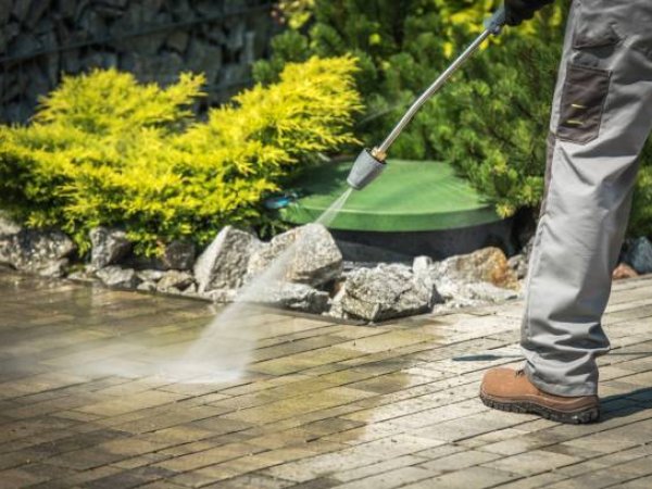 Roof and Driveway Cleaning