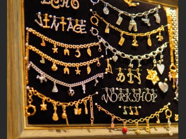 Vintage Accessories