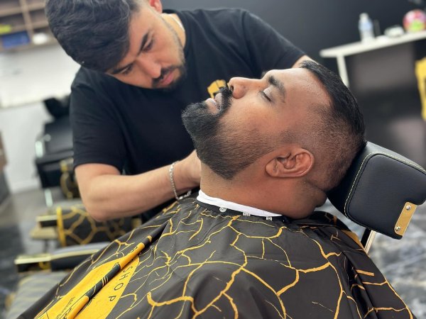 Four Brothers Barber