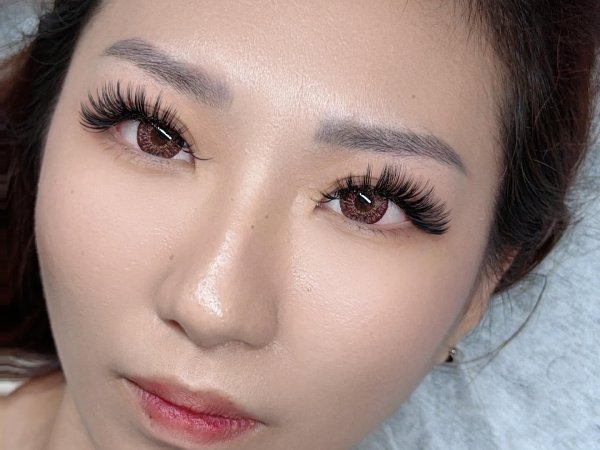 Lashnity By J.ELL