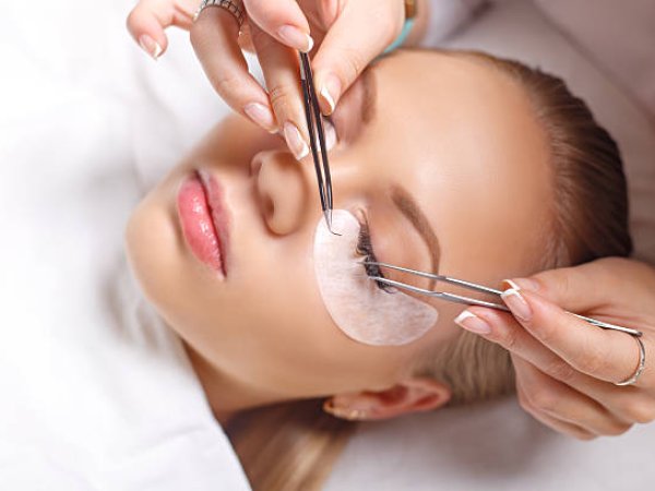 Eyelash Salon