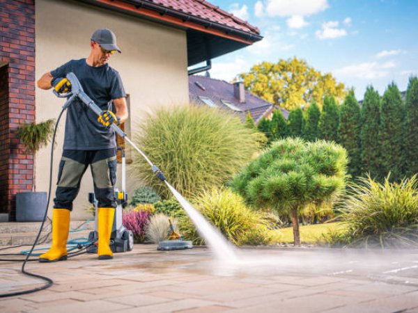Patio &amp; Driveway Cleaning