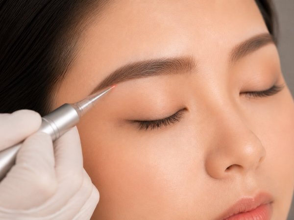 Eyebrow Embroidery
