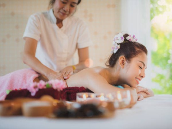 Full Body Exfoliation – £50