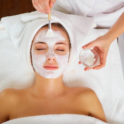 BB Glow Facial